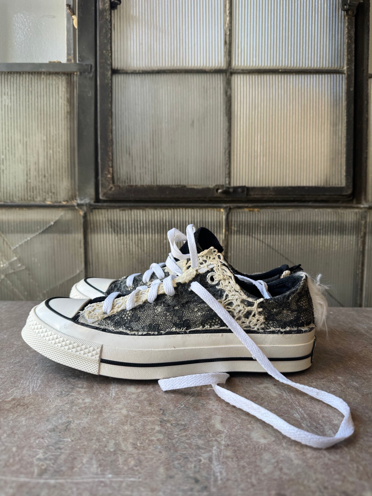 Latex Gym Shoe (low-top)