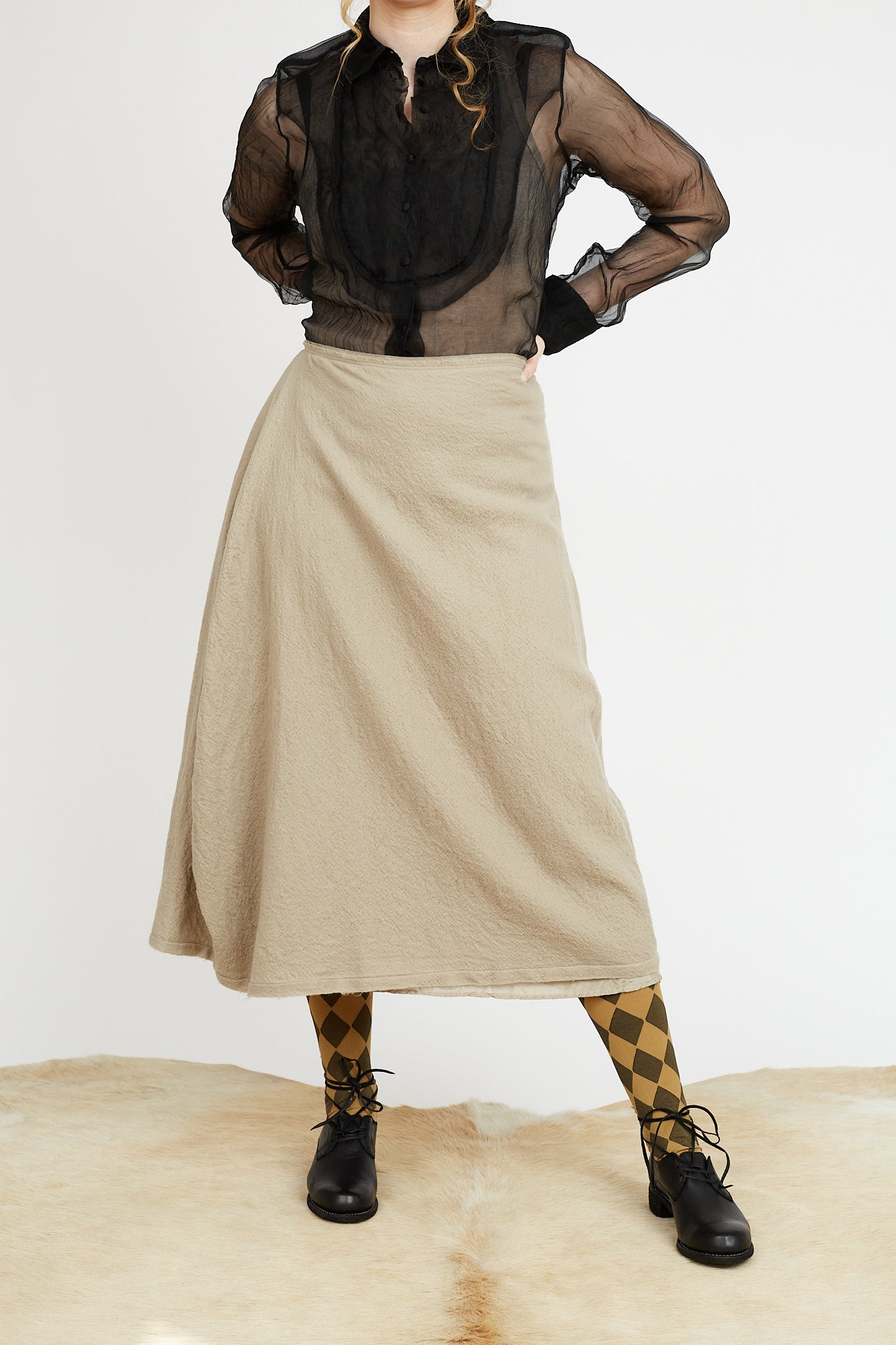 2540-H22 Wool Skirt