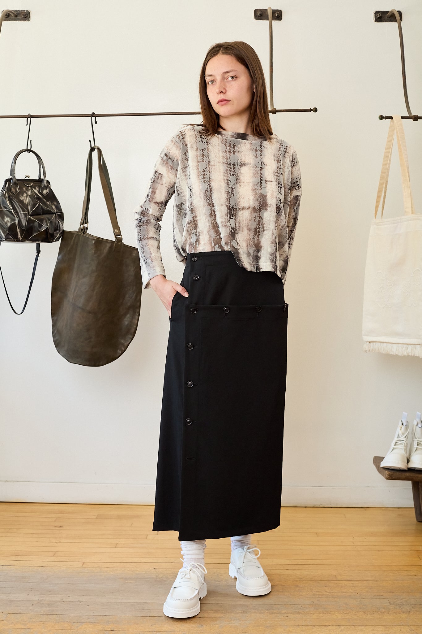 Cropped Round-Neck Tee