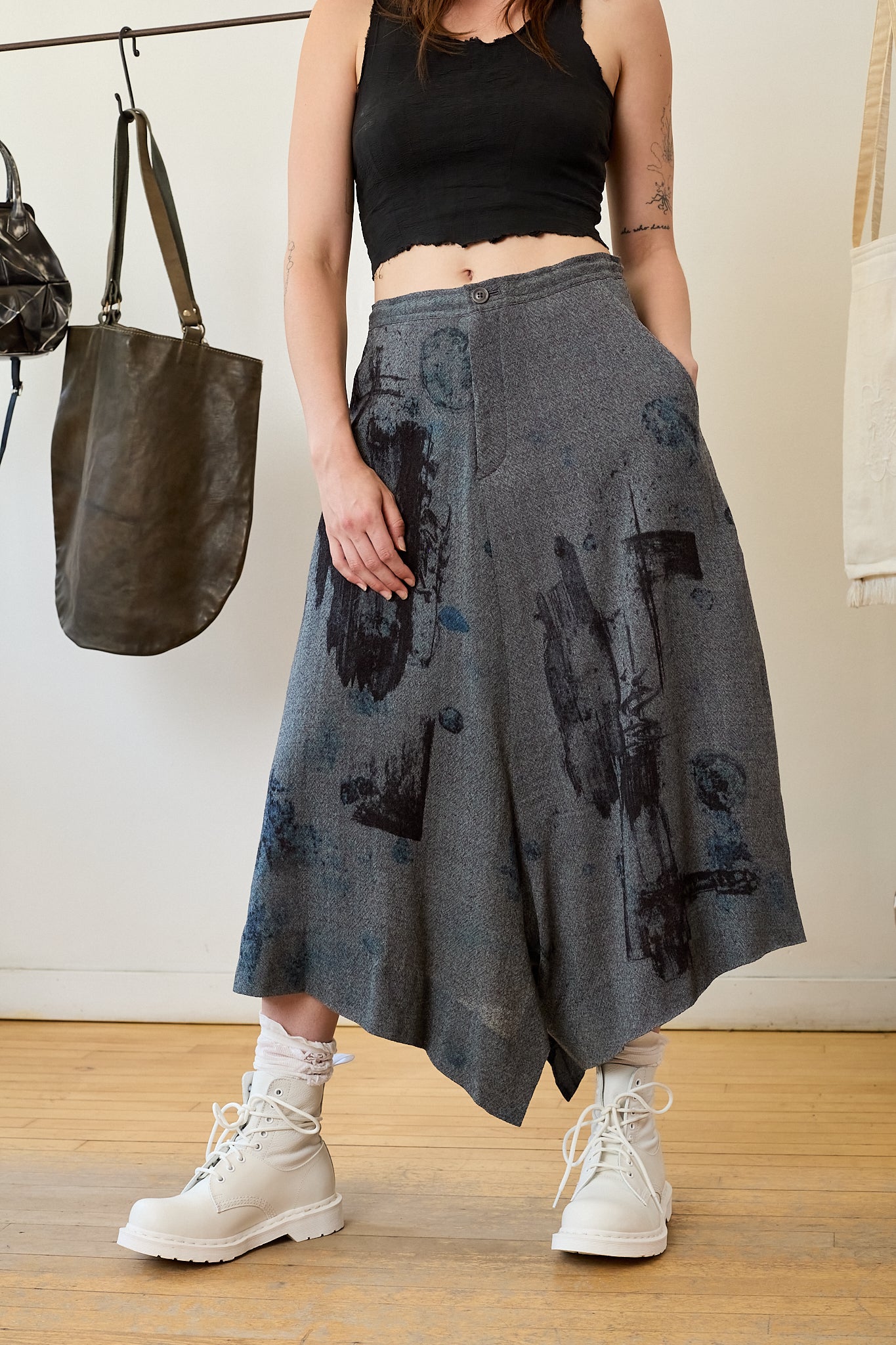 Slitted Right Hem Pant