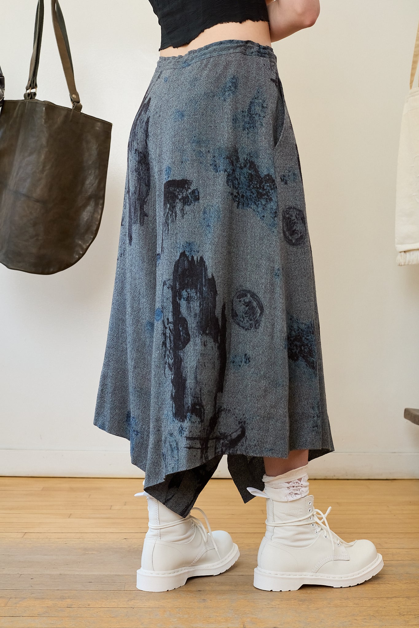 Slitted Right Hem Pant