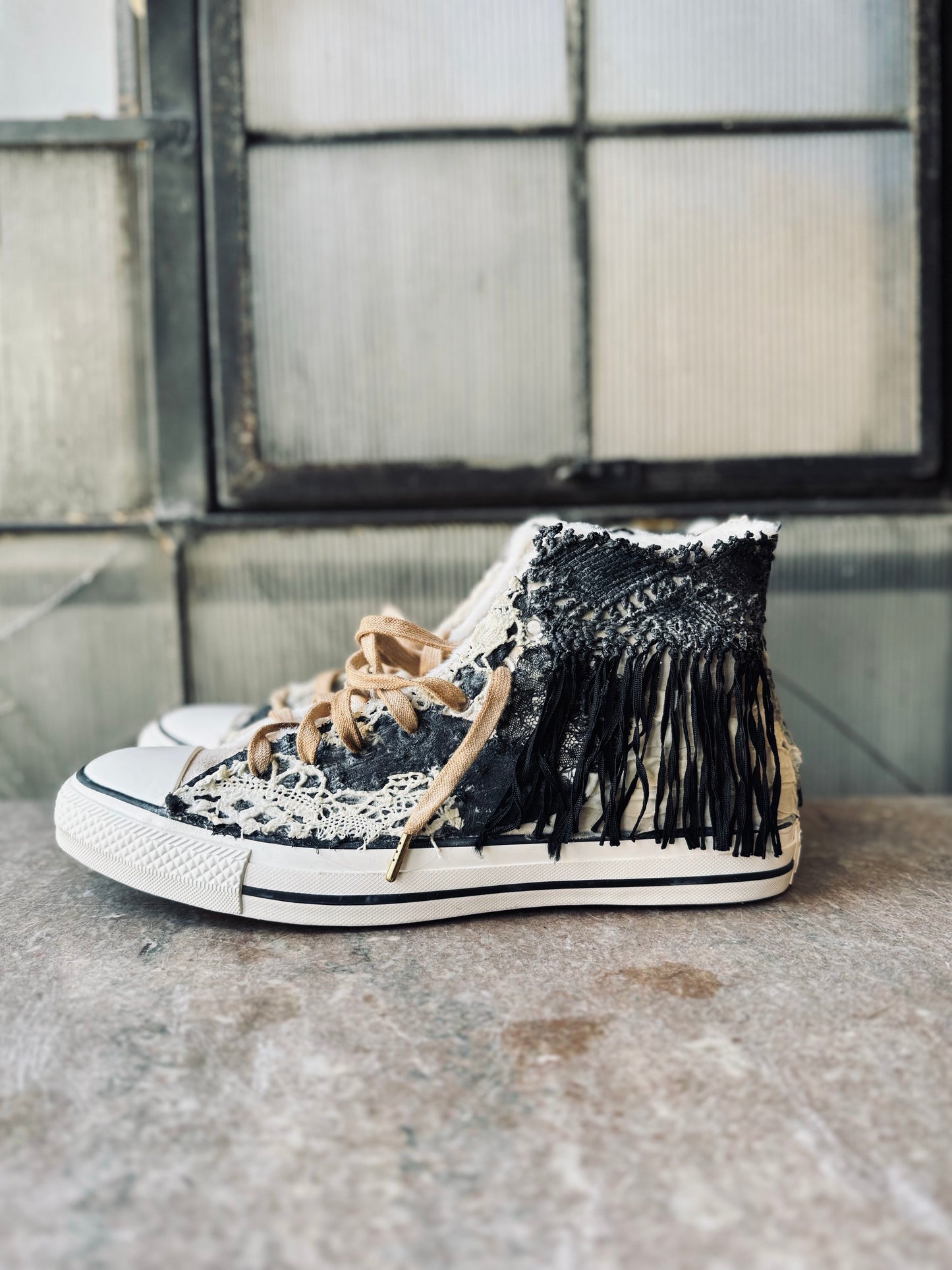 Latex Gym Shoe (high-top)