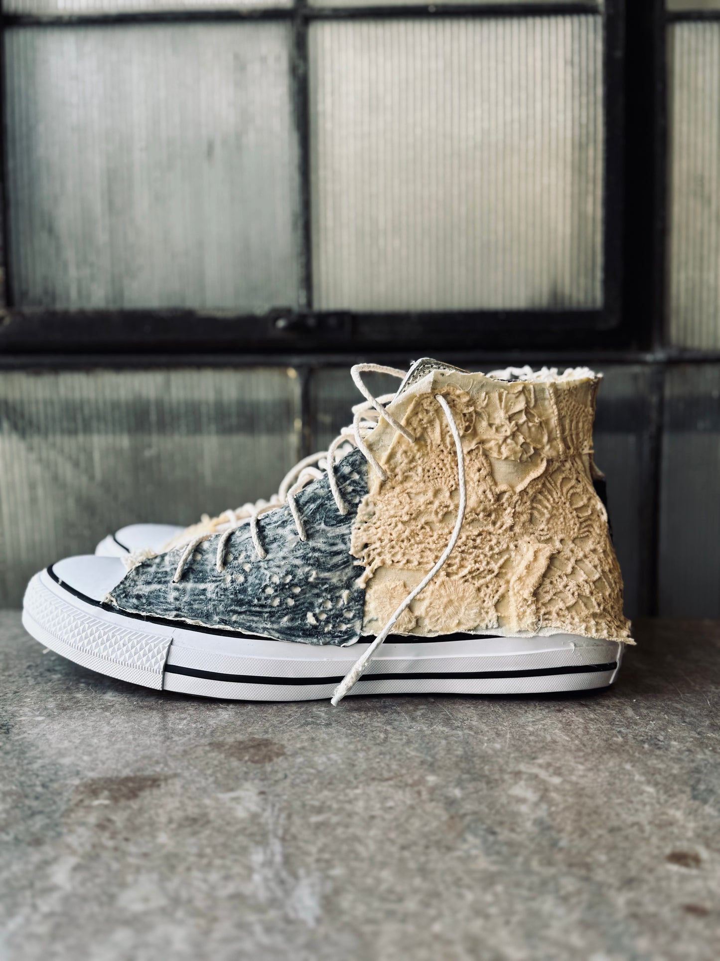 Latex Gym Shoe (high-top)