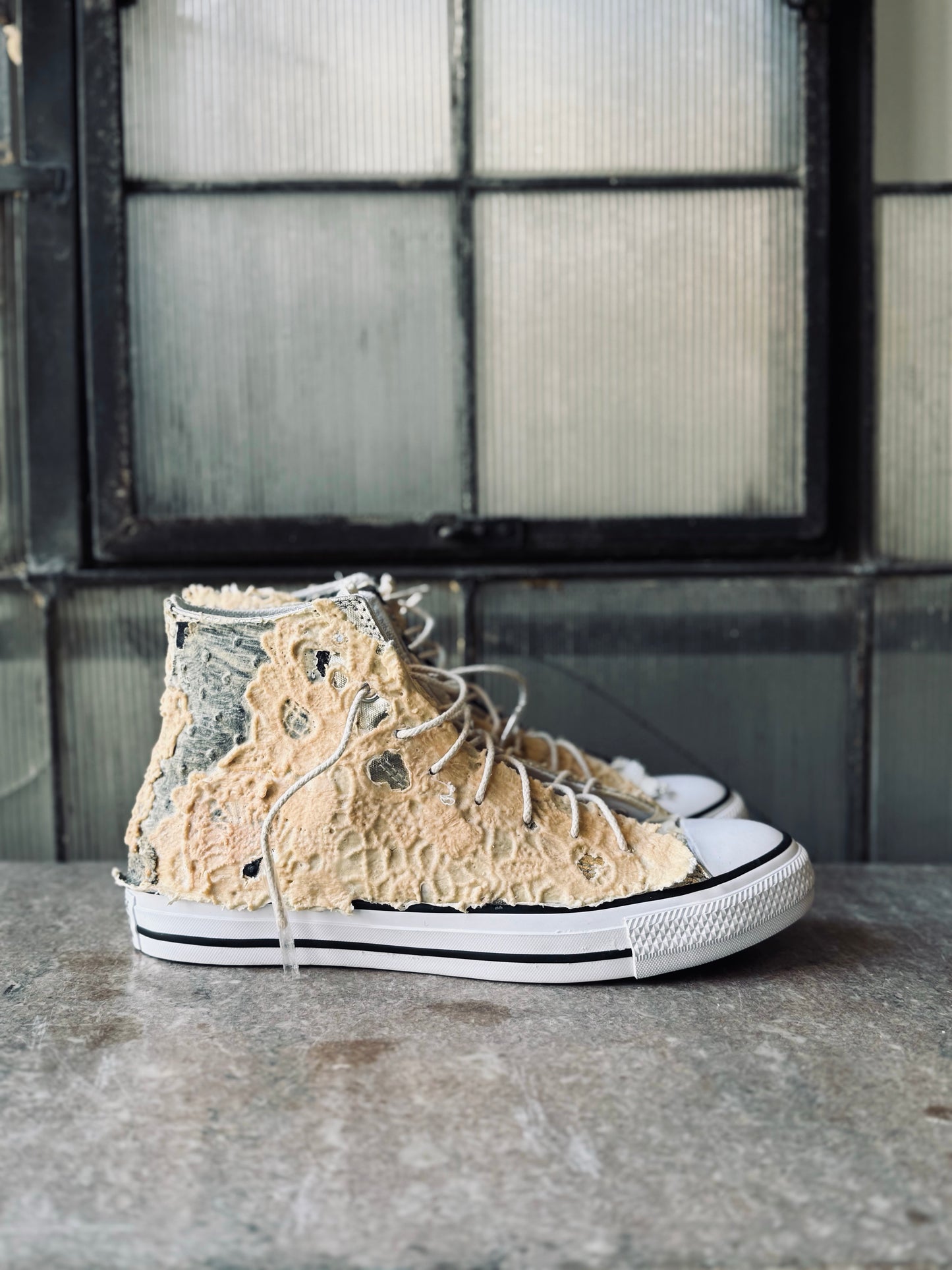 Latex Gym Shoe (high-top)