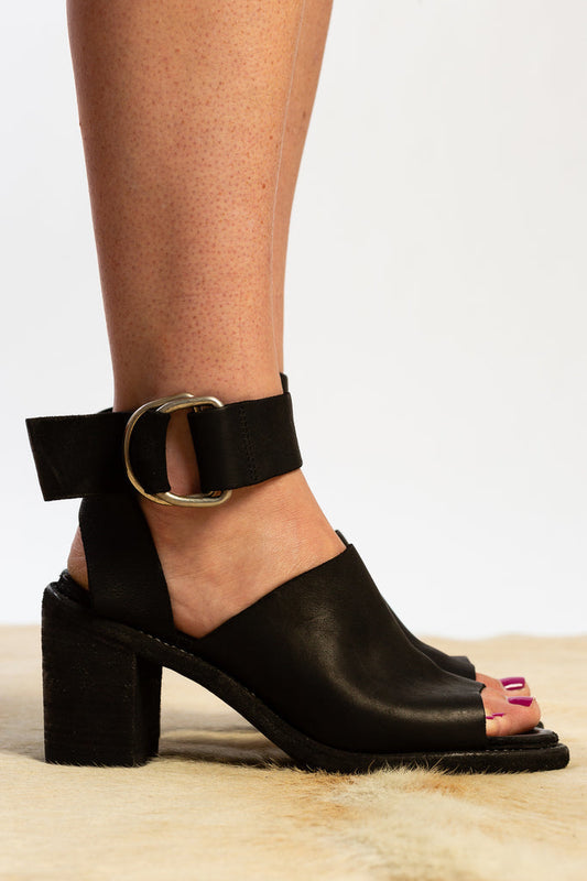 SA01T Black Heeled Sandal